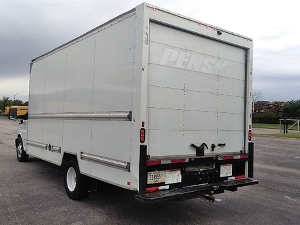 Light Duty Box Truck-Light and Medium Duty Trucks-GMC-2021-Savana G33903-Davenport-IA-86,890\n\t\tmiles-$ 31,000 - Image 6