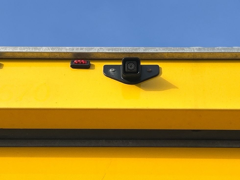 Light Duty Box Truck-Light and Medium Duty Trucks-GMC-2021-Savana G33903-Davenport-IA-87,802\n\t\tmiles-$ 27,500 - Image 24