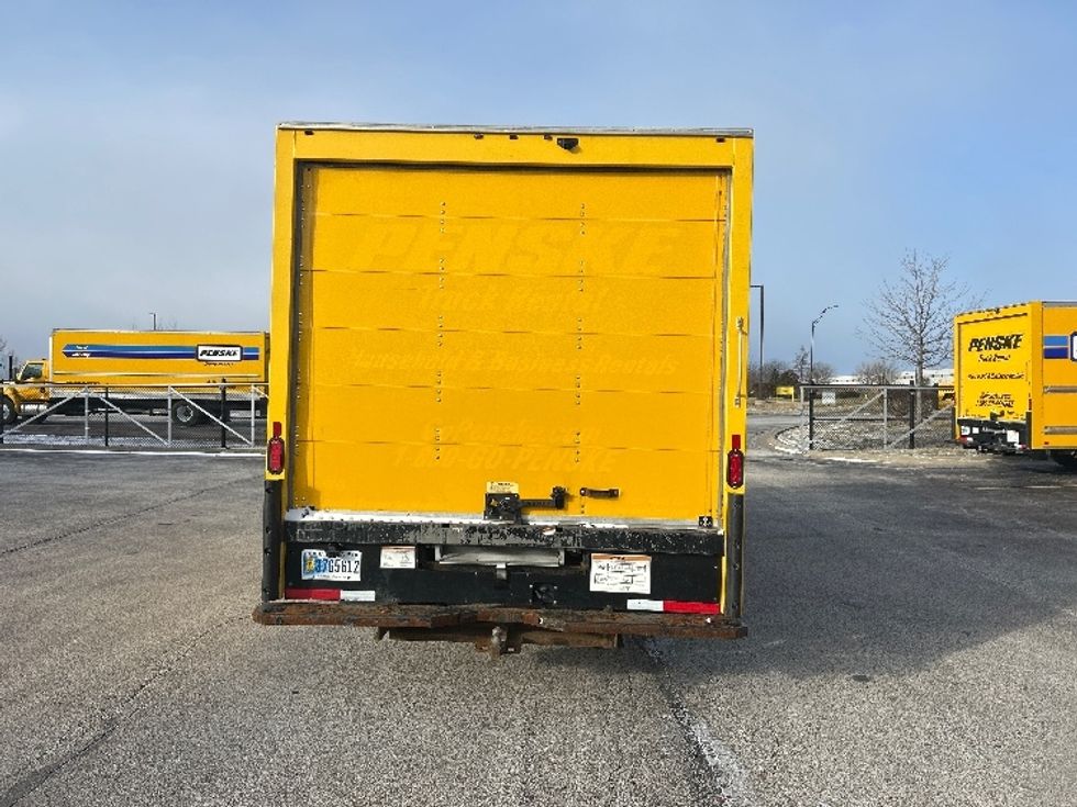 Light Duty Box Truck-Light and Medium Duty Trucks-GMC-2021-Savana G33903-Davenport-IA-87,802\n\t\tmiles-$ 27,500 - Image 7