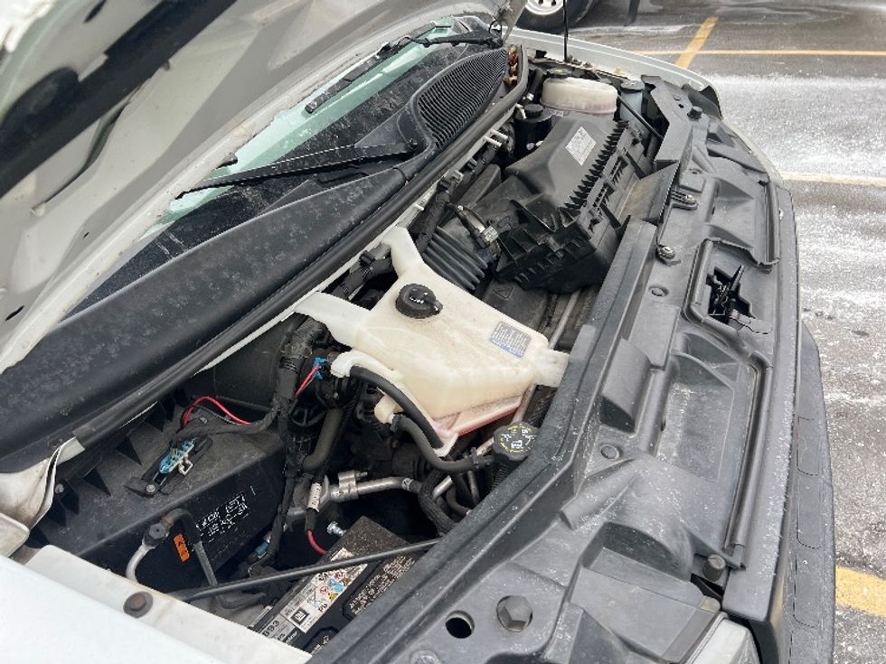 Light Duty Box Truck-Light and Medium Duty Trucks-GMC-2021-Savana G33903-Dayton-NJ-100,831\n\t\tmiles-$ 28,500 - Image 22