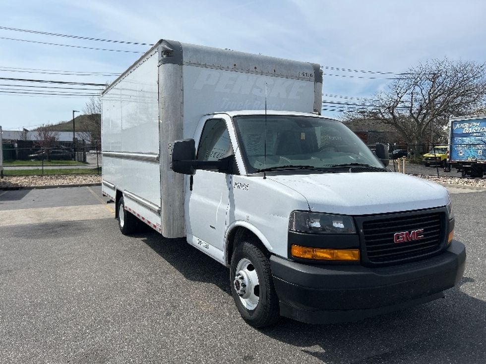 Light Duty Box Truck-Light and Medium Duty Trucks-GMC-2021-Savana G33903-Dayton-NJ-102,382\n\t\tmiles-$ 26,000 - Image 1