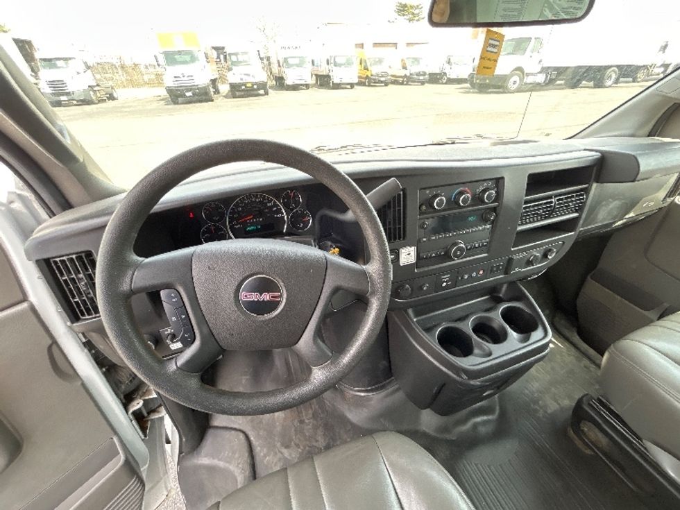 Light Duty Box Truck-Light and Medium Duty Trucks-GMC-2021-Savana G33903-Dayton-NJ-102,382\n\t\tmiles-$ 26,000 - Image 18