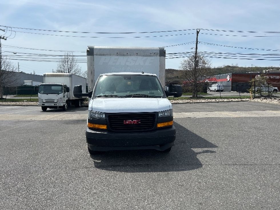 Light Duty Box Truck-Light and Medium Duty Trucks-GMC-2021-Savana G33903-Dayton-NJ-102,382\n\t\tmiles-$ 26,000 - Image 2