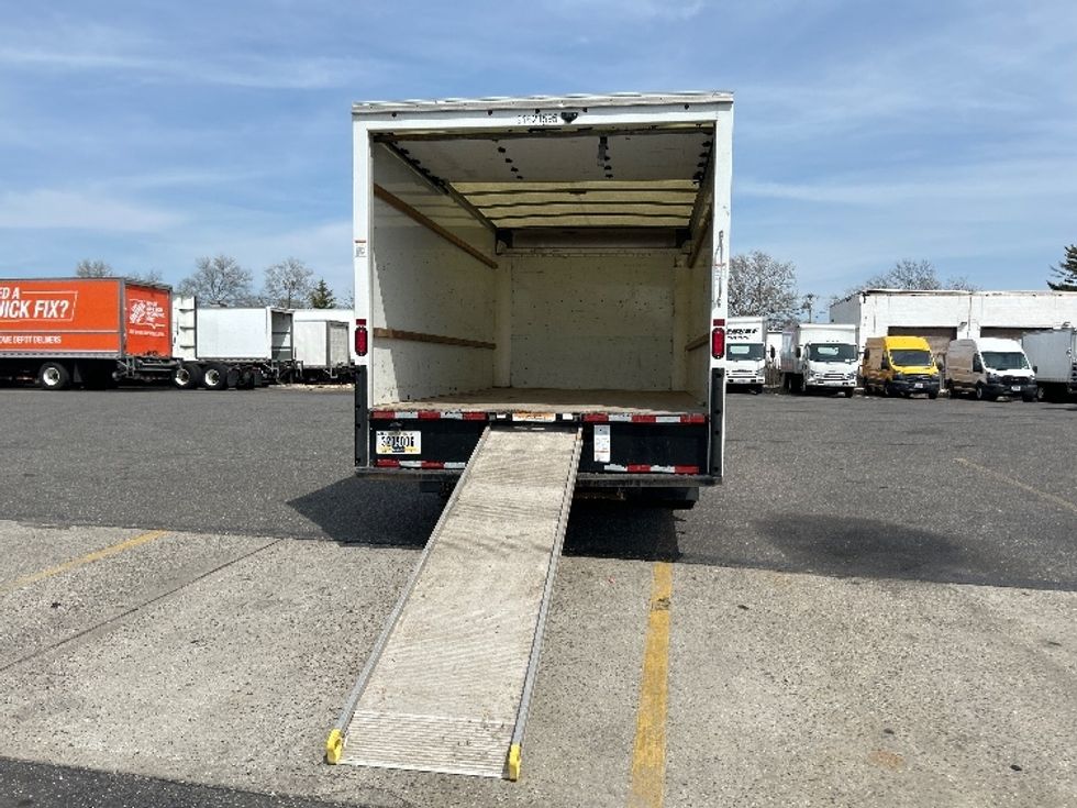 Light Duty Box Truck-Light and Medium Duty Trucks-GMC-2021-Savana G33903-Dayton-NJ-102,382\n\t\tmiles-$ 26,000 - Image 9