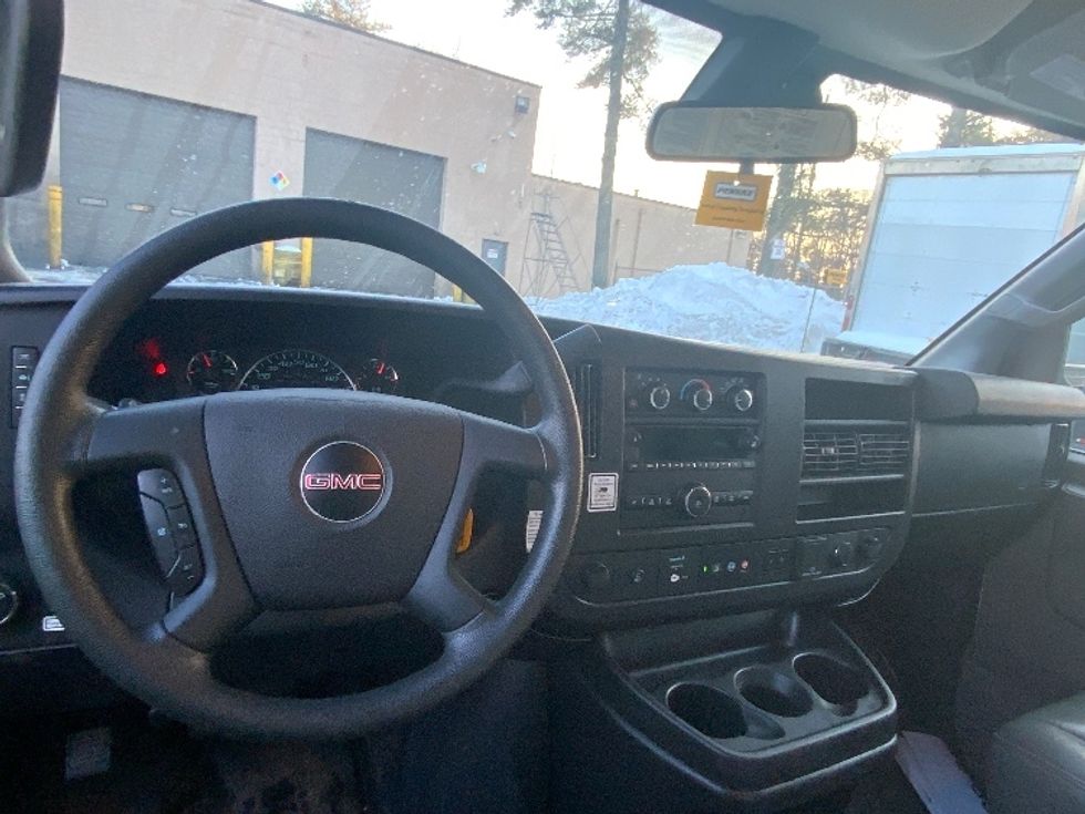 Light Duty Box Truck-Light and Medium Duty Trucks-GMC-2021-Savana G33903-Dayton-NJ-103,067\n\t\tmiles-$ 29,500 - Image 18