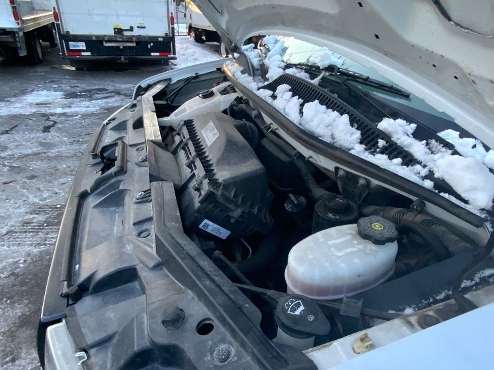 Light Duty Box Truck-Light and Medium Duty Trucks-GMC-2021-Savana G33903-Dayton-NJ-103,067\n\t\tmiles-$ 29,500 - Image 24