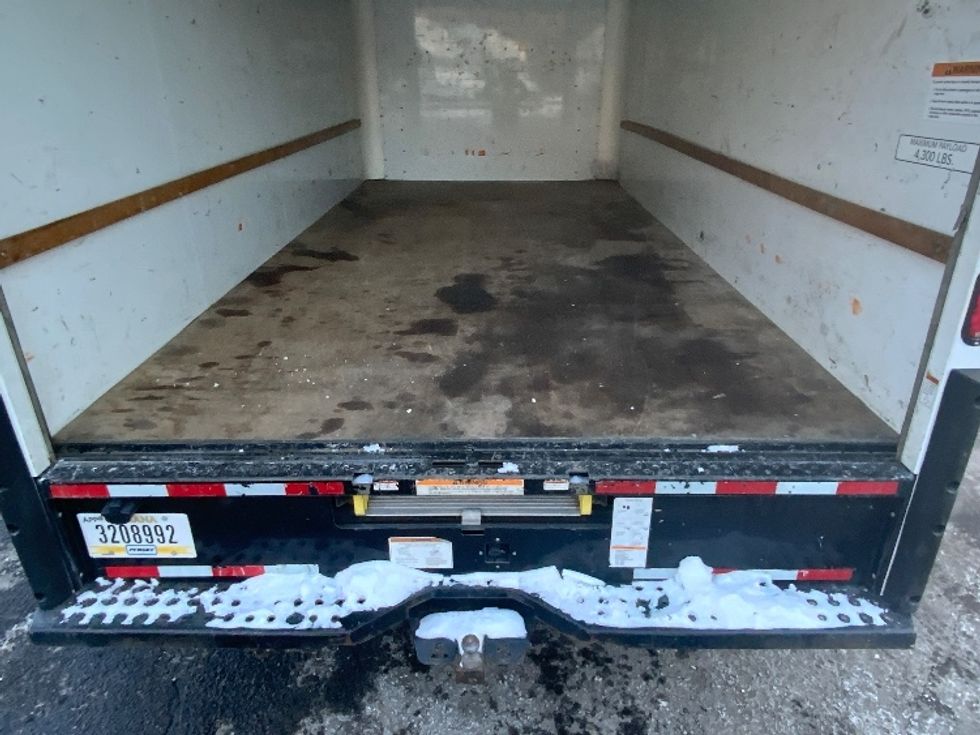 Light Duty Box Truck-Light and Medium Duty Trucks-GMC-2021-Savana G33903-Dayton-NJ-103,082\n\t\tmiles-$ 31,000 - Image 10