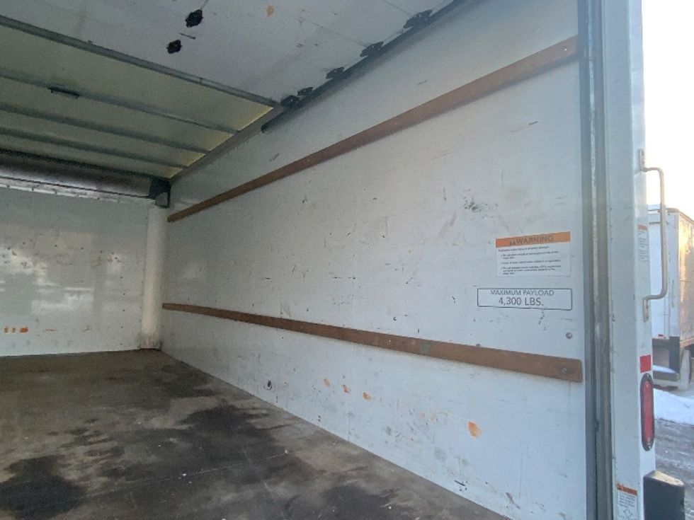 Light Duty Box Truck-Light and Medium Duty Trucks-GMC-2021-Savana G33903-Dayton-NJ-103,082\n\t\tmiles-$ 31,000 - Image 12