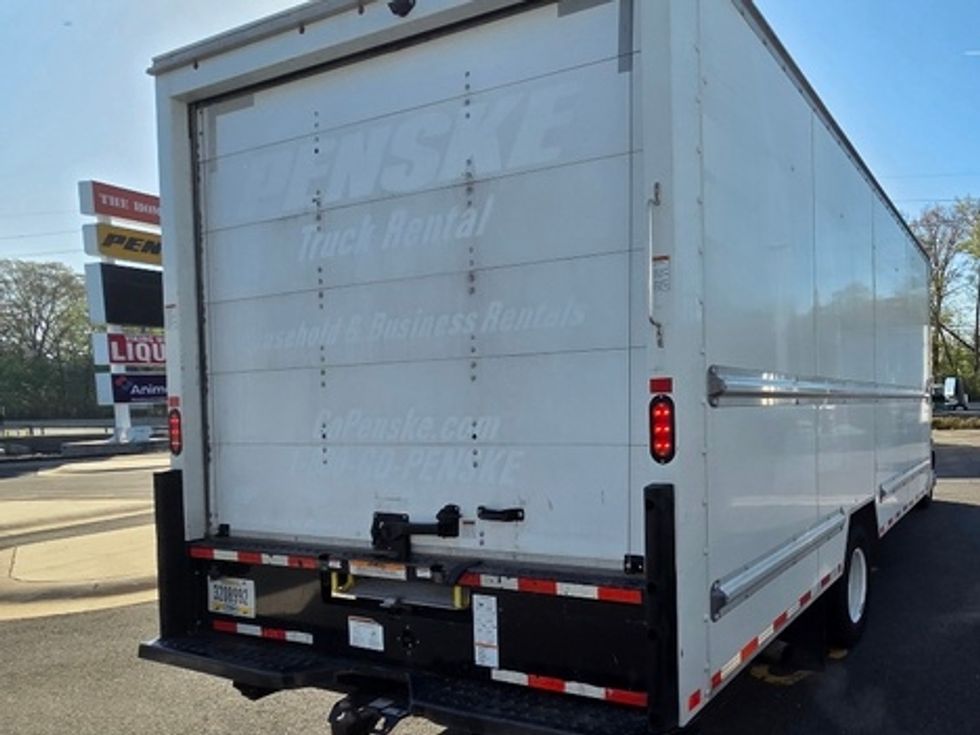 Light Duty Box Truck-Light and Medium Duty Trucks-GMC-2021-Savana G33903-Dayton-NJ-103,082\n\t\tmiles-$ 31,000 - Image 5