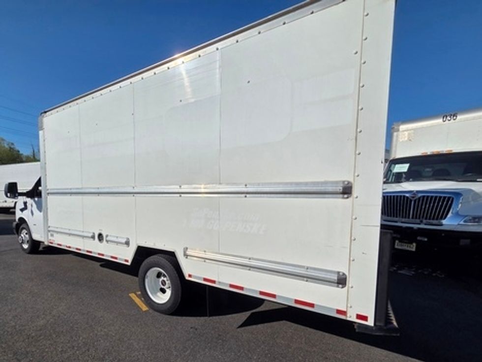 Light Duty Box Truck-Light and Medium Duty Trucks-GMC-2021-Savana G33903-Dayton-NJ-103,082\n\t\tmiles-$ 31,000 - Image 9