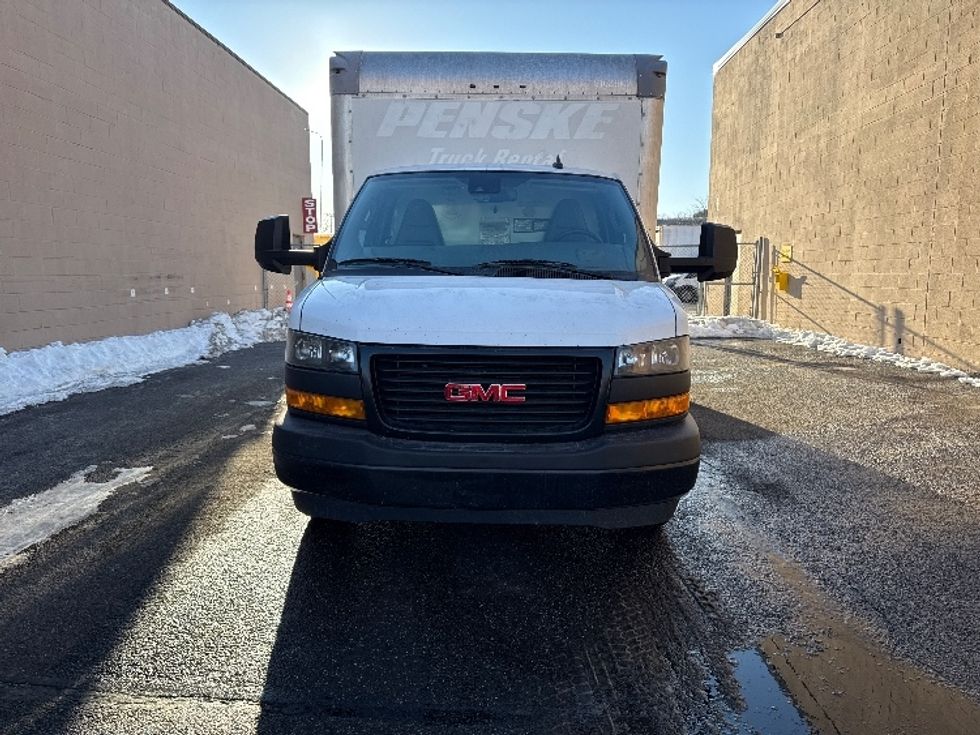 Light Duty Box Truck-Light and Medium Duty Trucks-GMC-2021-Savana G33903-Dayton-NJ-104,827\n\t\tmiles-$ 28,000 - Image 2