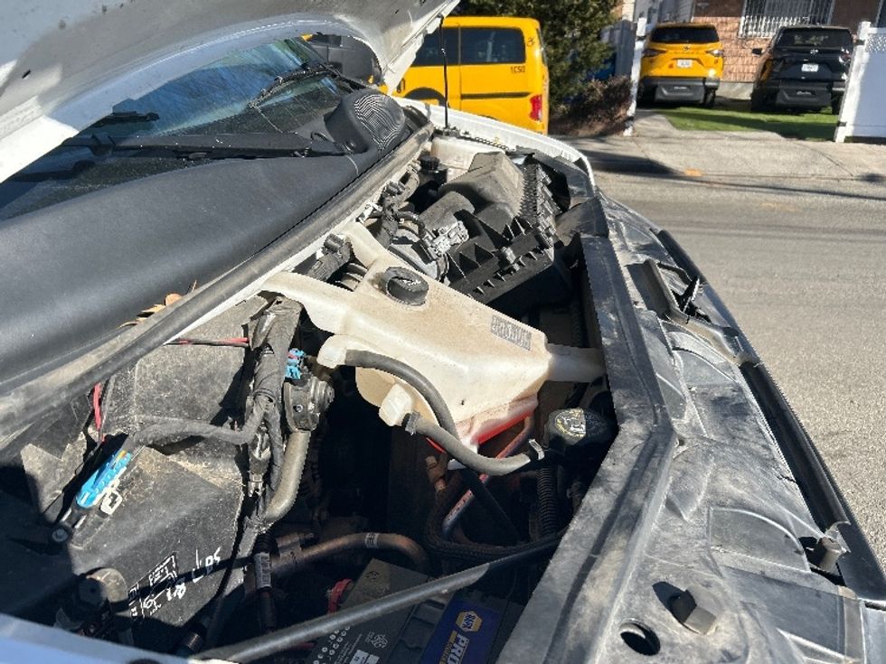 Light Duty Box Truck-Light and Medium Duty Trucks-GMC-2021-Savana G33903-Dayton-NJ-104,827\n\t\tmiles-$ 28,000 - Image 20