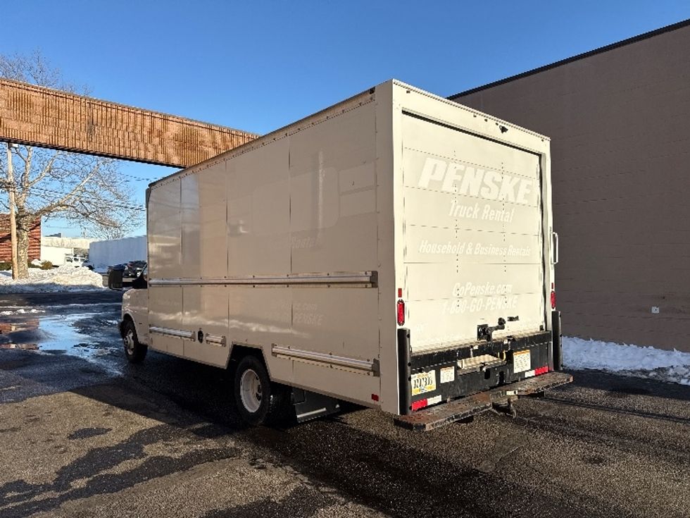 Light Duty Box Truck-Light and Medium Duty Trucks-GMC-2021-Savana G33903-Dayton-NJ-104,827\n\t\tmiles-$ 28,000 - Image 5