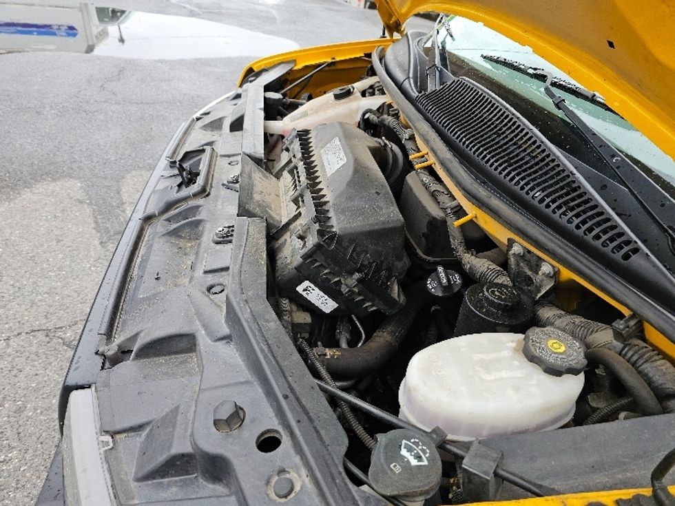 Light Duty Box Truck-Light and Medium Duty Trucks-GMC-2021-Savana G33903-Dayton-NJ-106,059\n\t\tmiles-$ 22,500 - Image 21