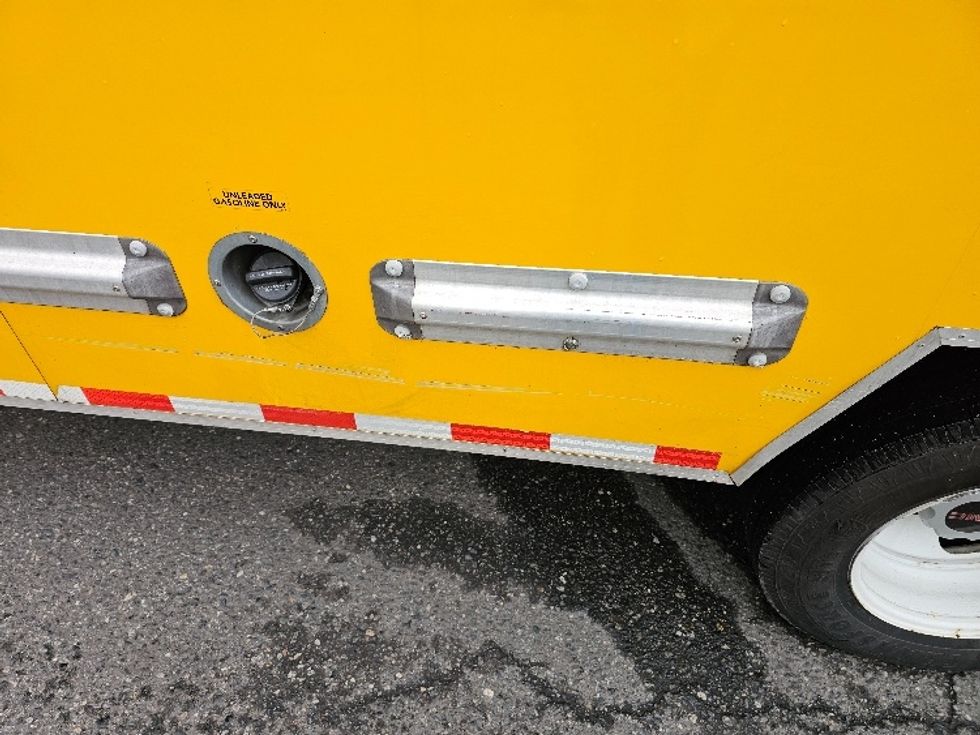 Light Duty Box Truck-Light and Medium Duty Trucks-GMC-2021-Savana G33903-Dayton-NJ-106,059\n\t\tmiles-$ 22,500 - Image 22