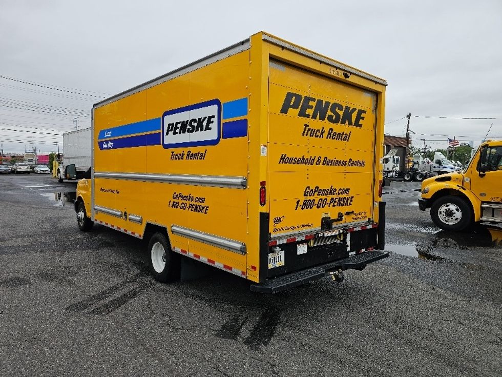 Light Duty Box Truck-Light and Medium Duty Trucks-GMC-2021-Savana G33903-Dayton-NJ-106,059\n\t\tmiles-$ 22,500 - Image 5