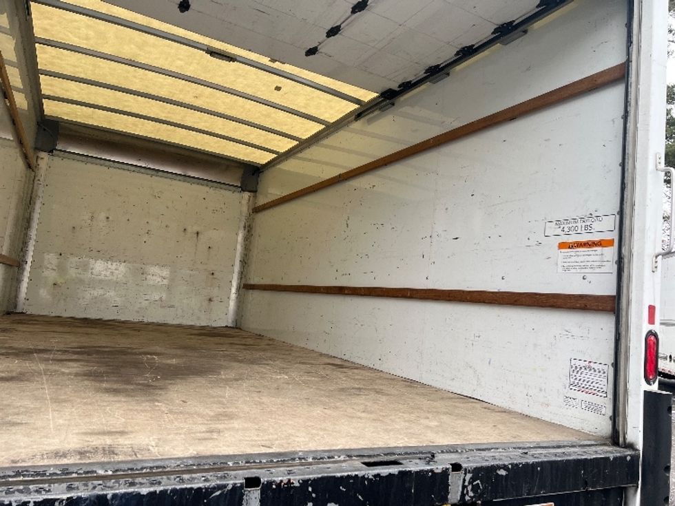 Light Duty Box Truck-Light and Medium Duty Trucks-GMC-2021-Savana G33903-Dayton-NJ-110,793\n\t\tmiles-$ 27,500 - Image 11