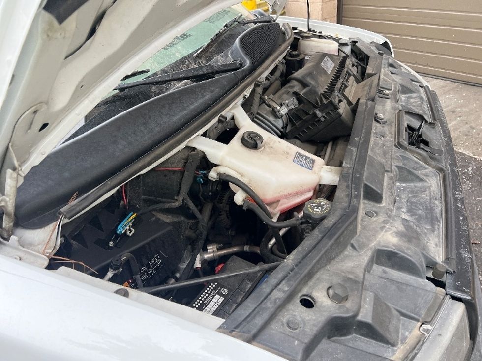 Light Duty Box Truck-Light and Medium Duty Trucks-GMC-2021-Savana G33903-Dayton-NJ-110,793\n\t\tmiles-$ 27,500 - Image 22