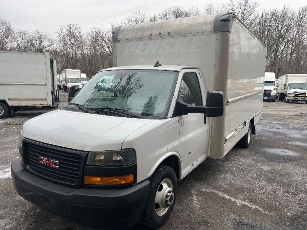 Light Duty Box Truck-Light and Medium Duty Trucks-GMC-2021-Savana G33903-Dayton-NJ-110,793\n\t\tmiles-$ 27,500 - Image 3