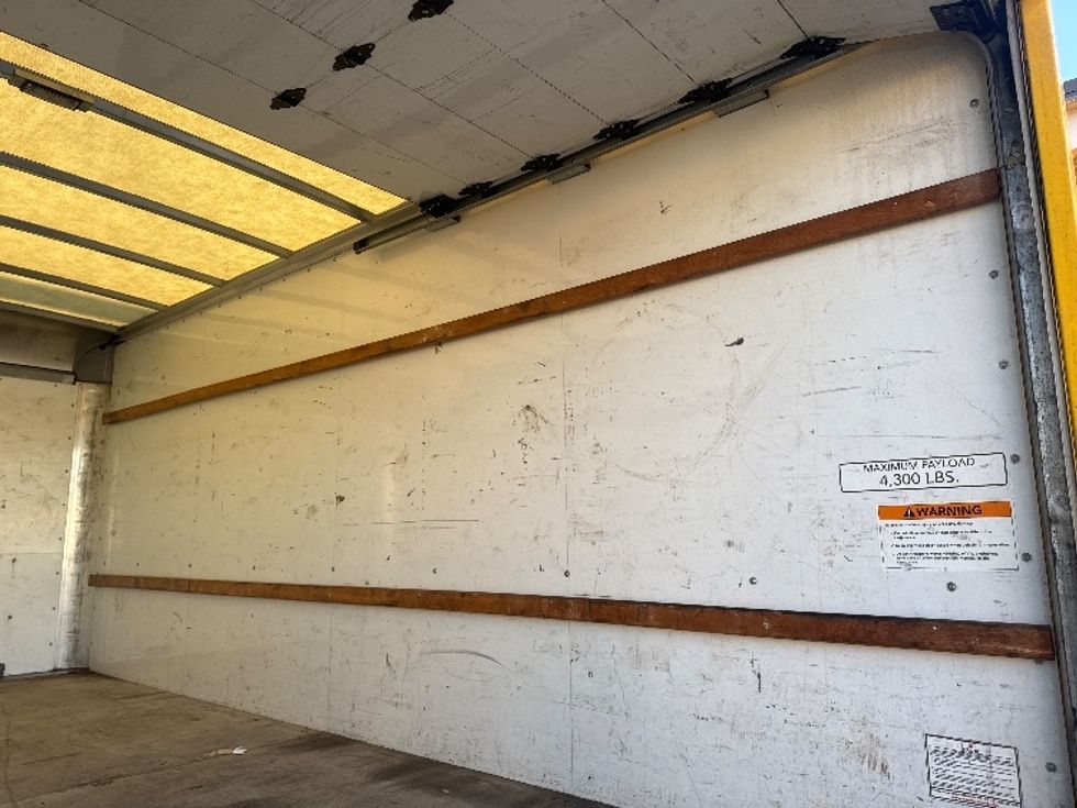 Light Duty Box Truck-Light and Medium Duty Trucks-GMC-2021-Savana G33903-Dayton-NJ-116,860\n\t\tmiles-$ 23,750 - Image 11