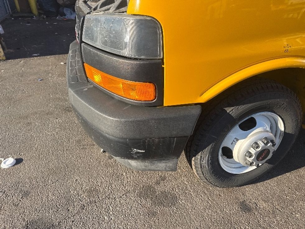 Light Duty Box Truck-Light and Medium Duty Trucks-GMC-2021-Savana G33903-Dayton-NJ-116,860\n\t\tmiles-$ 23,750 - Image 25