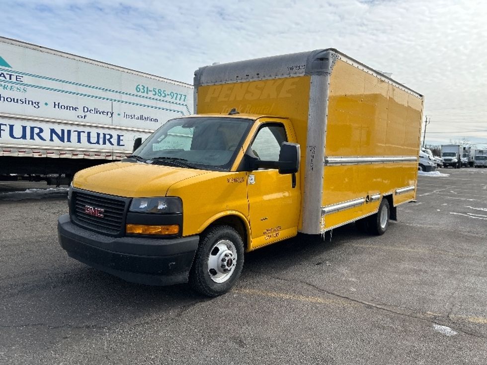 Light Duty Box Truck-Light and Medium Duty Trucks-GMC-2021-Savana G33903-Dayton-NJ-116,860\n\t\tmiles-$ 23,750 - Image 3