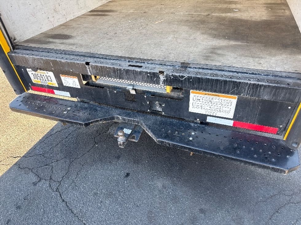 Light Duty Box Truck-Light and Medium Duty Trucks-GMC-2021-Savana G33903-Dayton-NJ-116,860\n\t\tmiles-$ 23,750 - Image 9