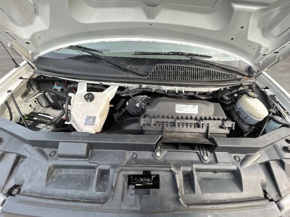 Light Duty Box Truck-Light and Medium Duty Trucks-GMC-2021-Savana G33903-Dayton-NJ-90,859\n\t\tmiles-$ 29,500 - Image 22