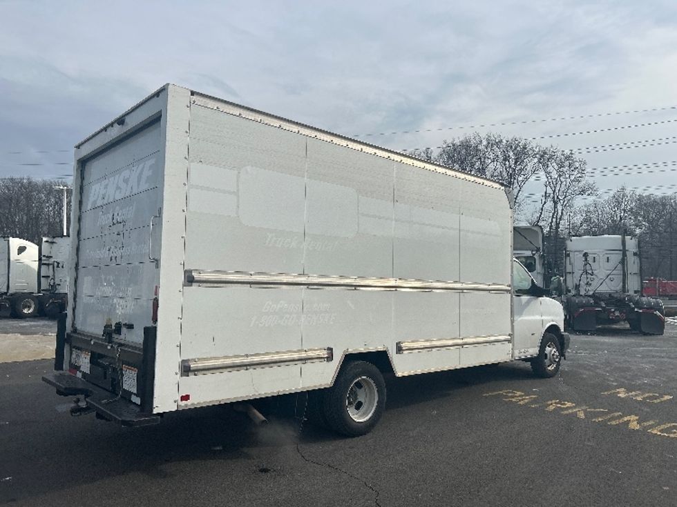 Light Duty Box Truck-Light and Medium Duty Trucks-GMC-2021-Savana G33903-Dayton-NJ-95,403\n\t\tmiles-$ 29,000 - Image 13
