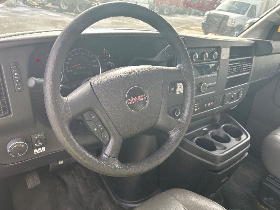 Light Duty Box Truck-Light and Medium Duty Trucks-GMC-2021-Savana G33903-Dayton-NJ-95,403\n\t\tmiles-$ 29,000 - Image 17
