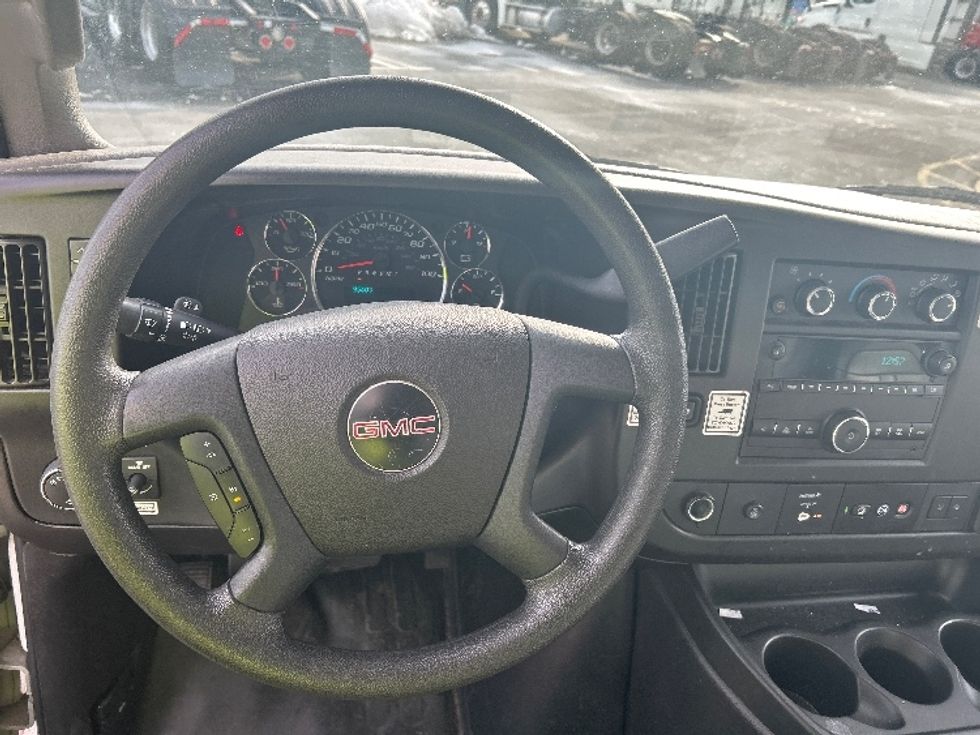 Light Duty Box Truck-Light and Medium Duty Trucks-GMC-2021-Savana G33903-Dayton-NJ-95,403\n\t\tmiles-$ 29,000 - Image 18