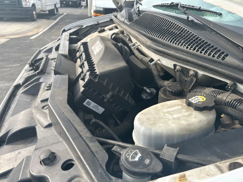 Light Duty Box Truck-Light and Medium Duty Trucks-GMC-2021-Savana G33903-Dayton-NJ-95,403\n\t\tmiles-$ 29,000 - Image 24