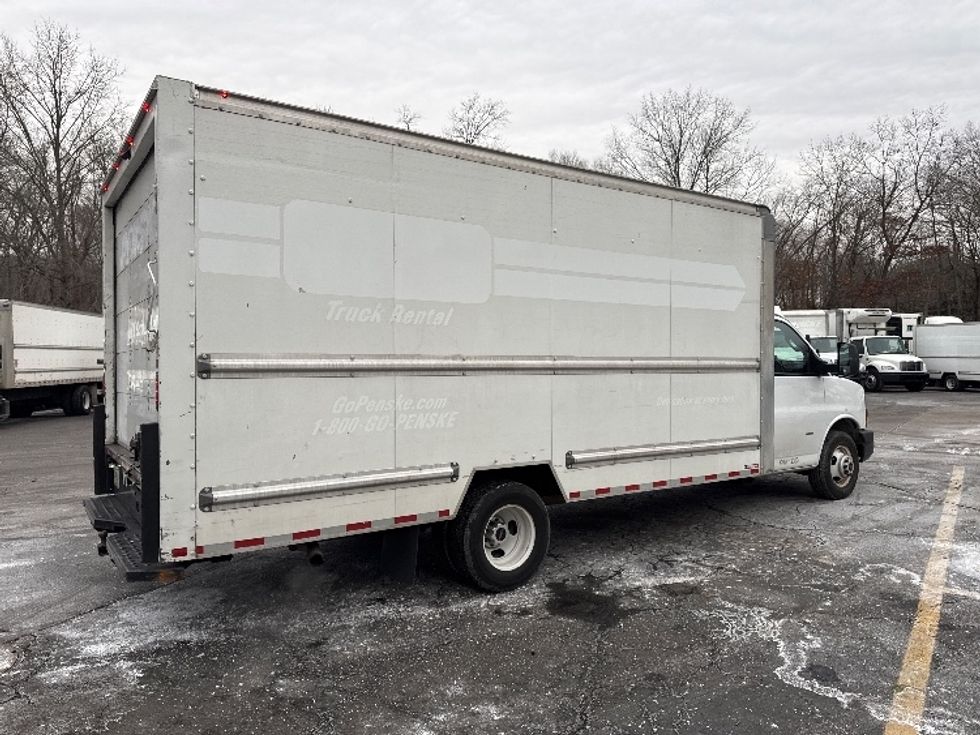 Light Duty Box Truck-Light and Medium Duty Trucks-GMC-2021-Savana G33903-Dayton-NJ-98,214\n\t\tmiles-$ 28,750 - Image 12