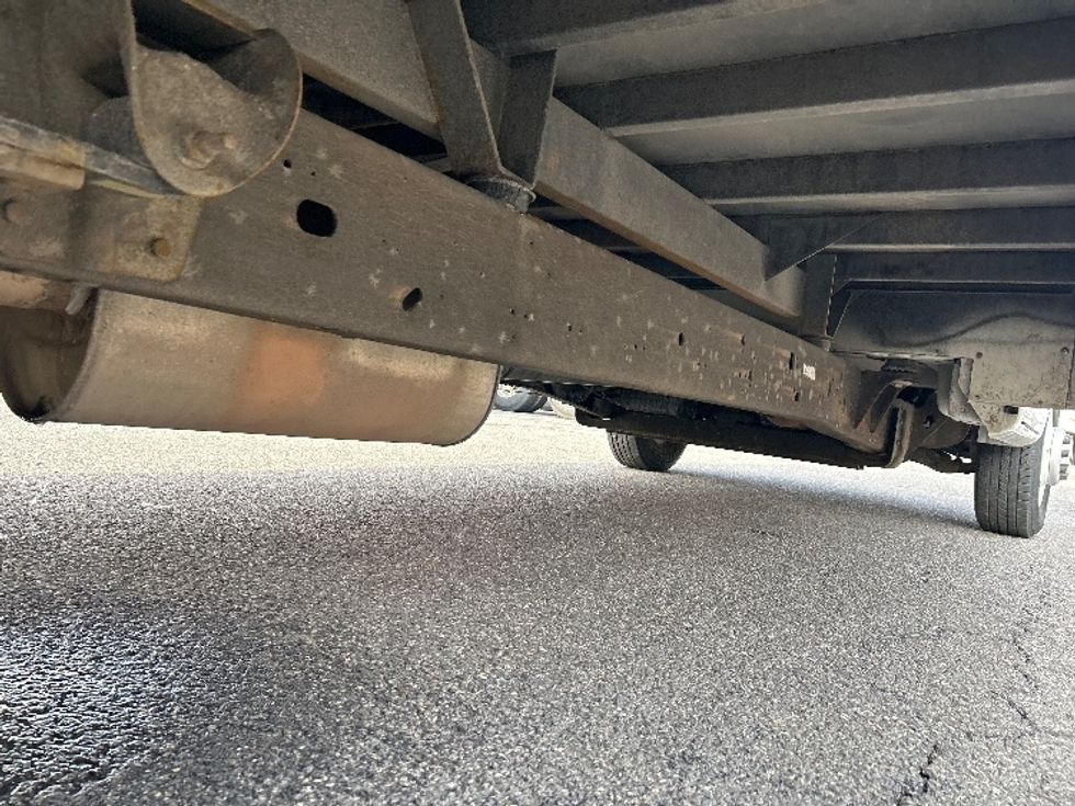 Light Duty Box Truck-Light and Medium Duty Trucks-GMC-2021-Savana G33903-Daytona Beach-FL-114,333\n\t\tmiles-$ 29,000 - Image 13