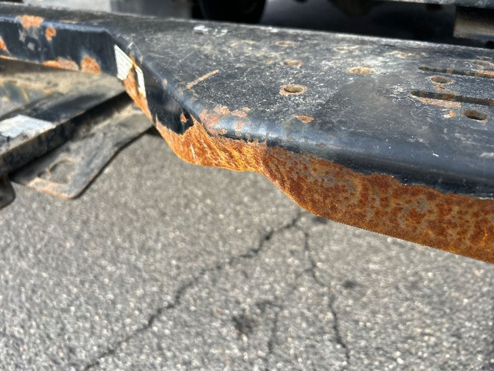 Light Duty Box Truck-Light and Medium Duty Trucks-GMC-2021-Savana G33903-Daytona Beach-FL-114,333\n\t\tmiles-$ 29,000 - Image 26