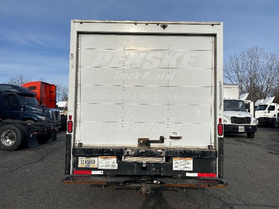 Light Duty Box Truck-Light and Medium Duty Trucks-GMC-2021-Savana G33903-Daytona Beach-FL-114,333\n\t\tmiles-$ 29,000 - Image 7