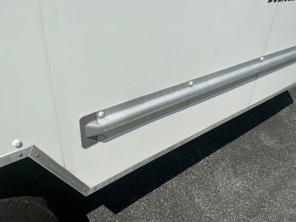 Light Duty Box Truck-Light and Medium Duty Trucks-GMC-2021-Savana G33903-Daytona Beach-FL-82,588\n\t\tmiles-$ 31,000 - Image 26