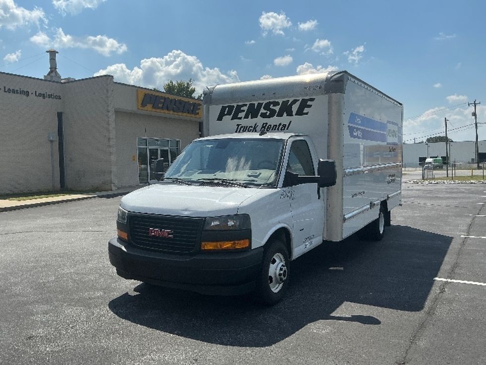 Light Duty Box Truck-Light and Medium Duty Trucks-GMC-2021-Savana G33903-Daytona Beach-FL-82,588\n\t\tmiles-$ 31,000 - Image 3