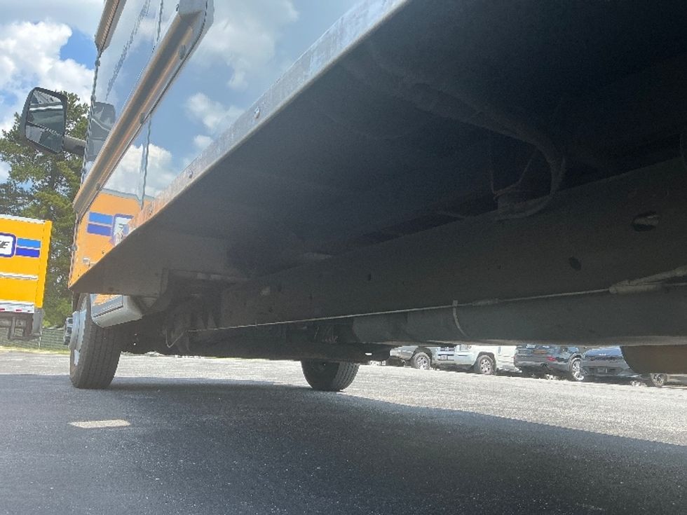 Light Duty Box Truck-Light and Medium Duty Trucks-GMC-2021-Savana G33903-Daytona Beach-FL-82,588\n\t\tmiles-$ 31,000 - Image 5