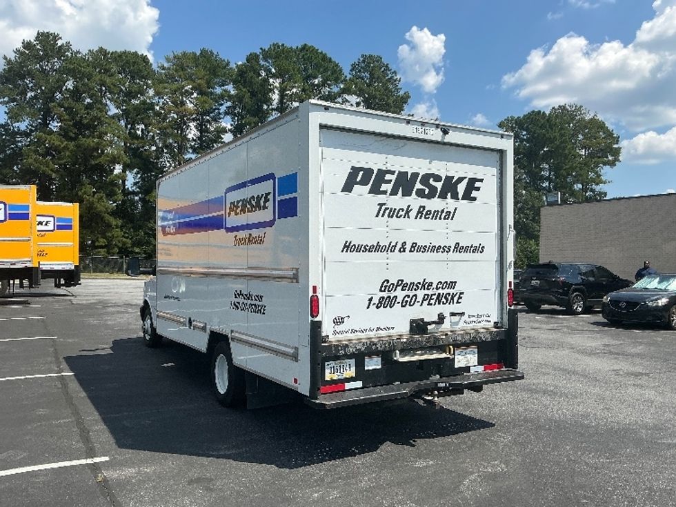 Light Duty Box Truck-Light and Medium Duty Trucks-GMC-2021-Savana G33903-Daytona Beach-FL-82,588\n\t\tmiles-$ 31,000 - Image 6