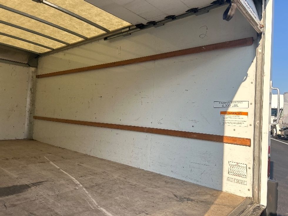 Light Duty Box Truck-Light and Medium Duty Trucks-GMC-2021-Savana G33903-Decatur-AL-106,863\n\t\tmiles-$ 30,000 - Image 12