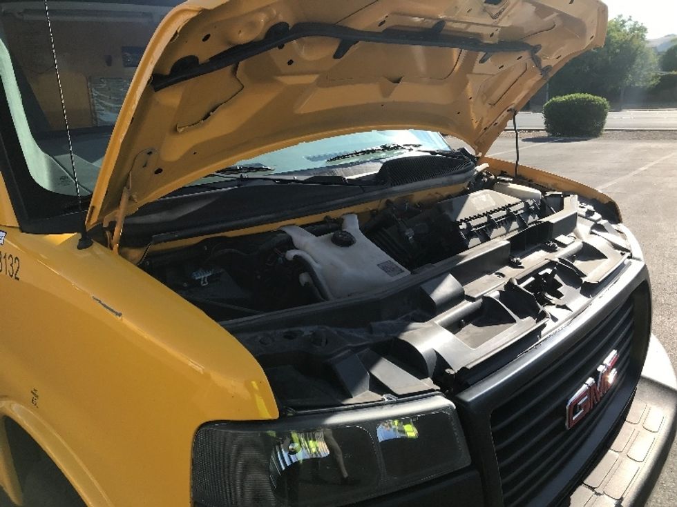 Light Duty Box Truck-Light and Medium Duty Trucks-GMC-2021-Savana G33903-Denton-TX-79,121\n\t\tmiles-$ 35,000 - Image 23