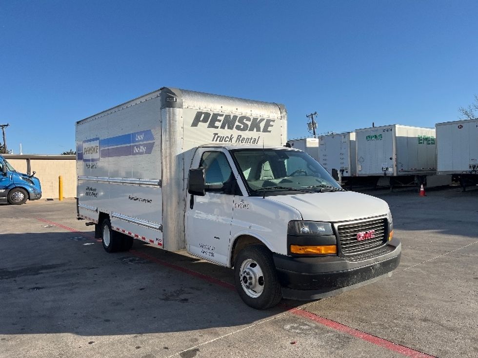 Light Duty Box Truck-Light and Medium Duty Trucks-GMC-2021-Savana G33903-Denton-TX-81,180\n\t\tmiles-$ 29,250 - Image 1