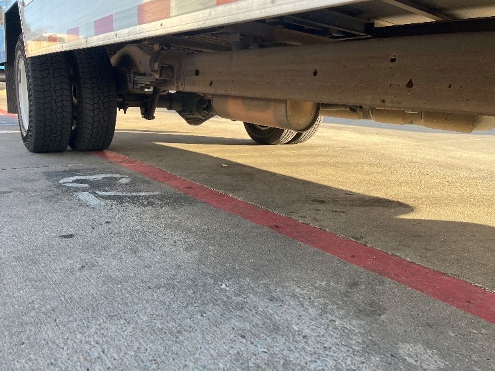 Light Duty Box Truck-Light and Medium Duty Trucks-GMC-2021-Savana G33903-Denton-TX-81,180\n\t\tmiles-$ 29,250 - Image 14