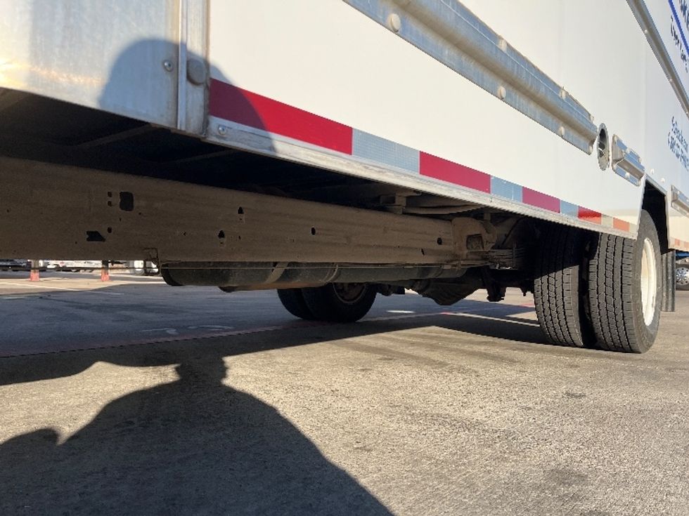 Light Duty Box Truck-Light and Medium Duty Trucks-GMC-2021-Savana G33903-Denton-TX-81,180\n\t\tmiles-$ 29,250 - Image 5