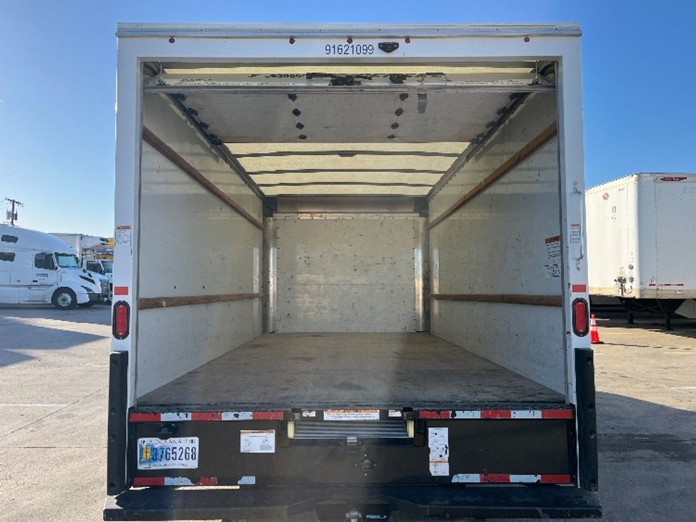 Light Duty Box Truck-Light and Medium Duty Trucks-GMC-2021-Savana G33903-Denton-TX-81,180\n\t\tmiles-$ 29,250 - Image 8