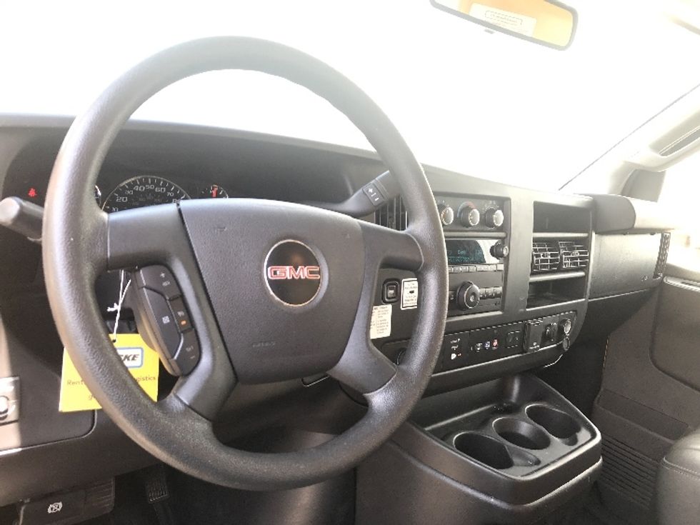 Light Duty Box Truck-Light and Medium Duty Trucks-GMC-2021-Savana G33903-Denton-TX-86,012\n\t\tmiles-$ 34,000 - Image 18