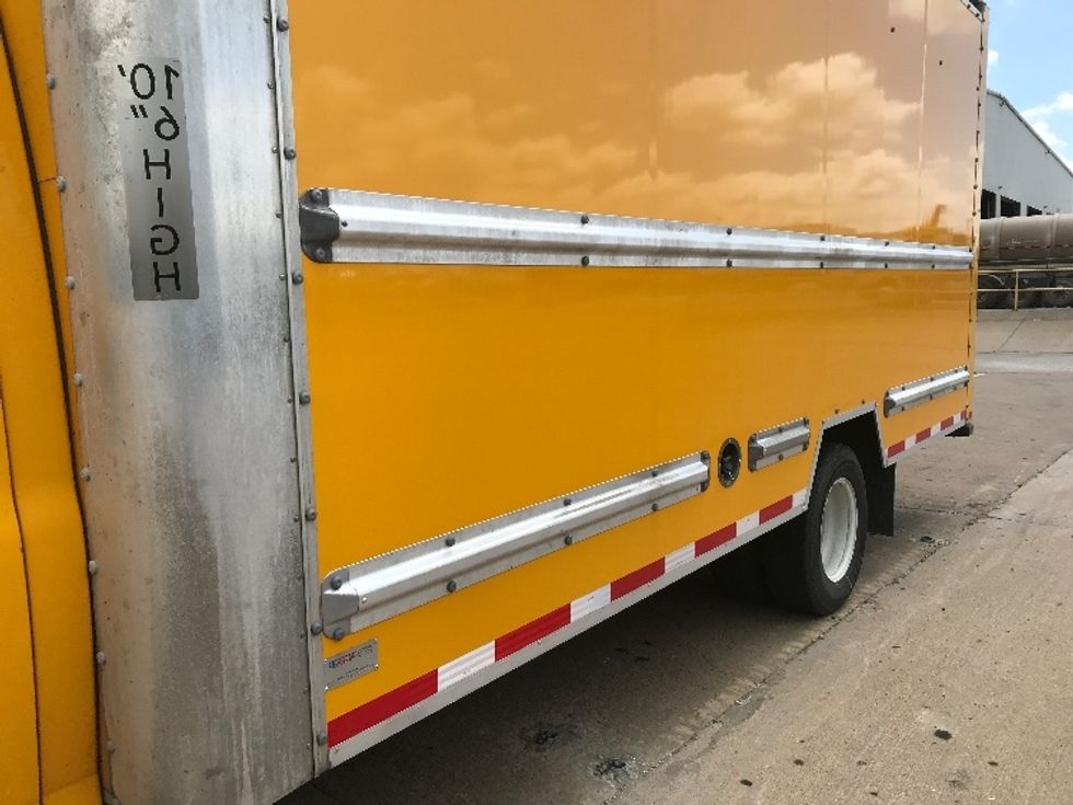 Light Duty Box Truck-Light and Medium Duty Trucks-GMC-2021-Savana G33903-Denton-TX-86,012\n\t\tmiles-$ 34,000 - Image 29