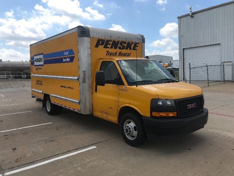 Light Duty Box Truck-Light and Medium Duty Trucks-GMC-2021-Savana G33903-Denton-TX-86,012\n\t\tmiles-$ 34,000 - Image 3
