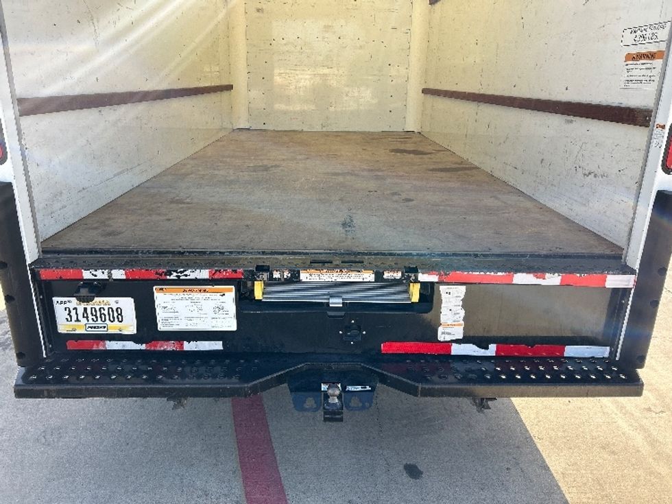 Light Duty Box Truck-Light and Medium Duty Trucks-GMC-2021-Savana G33903-Denton-TX-92,113\n\t\tmiles-$ 30,250 - Image 10